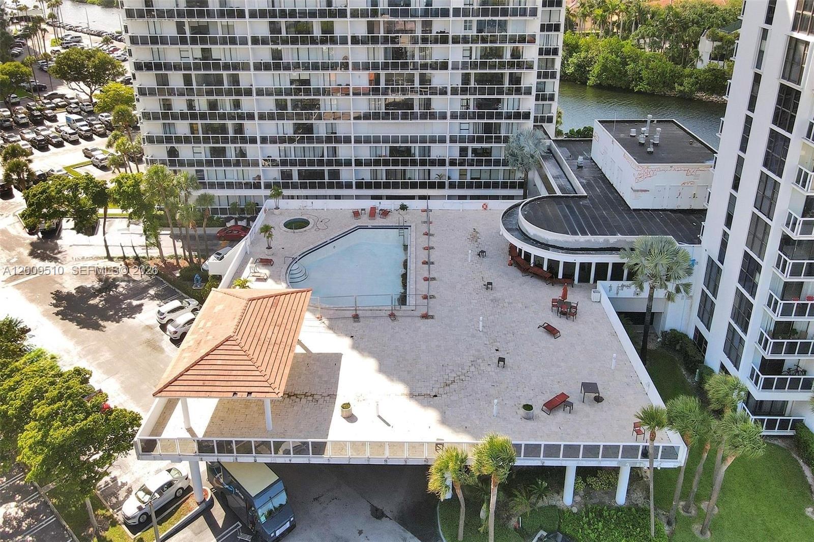 WATERVIEW CONDO - Residential