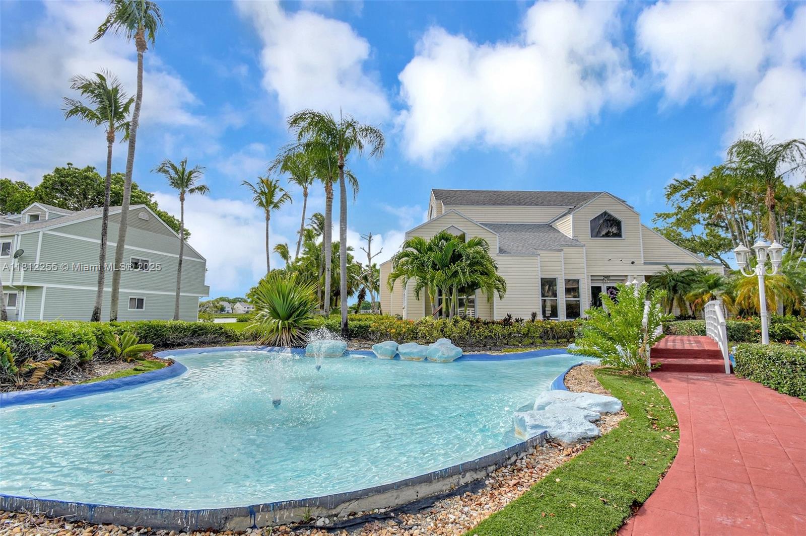 3401 NW 44th St 201