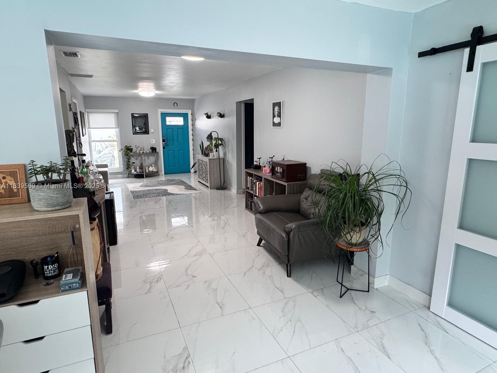 SUNRISE GOLF VILLAGE SEC - Residential