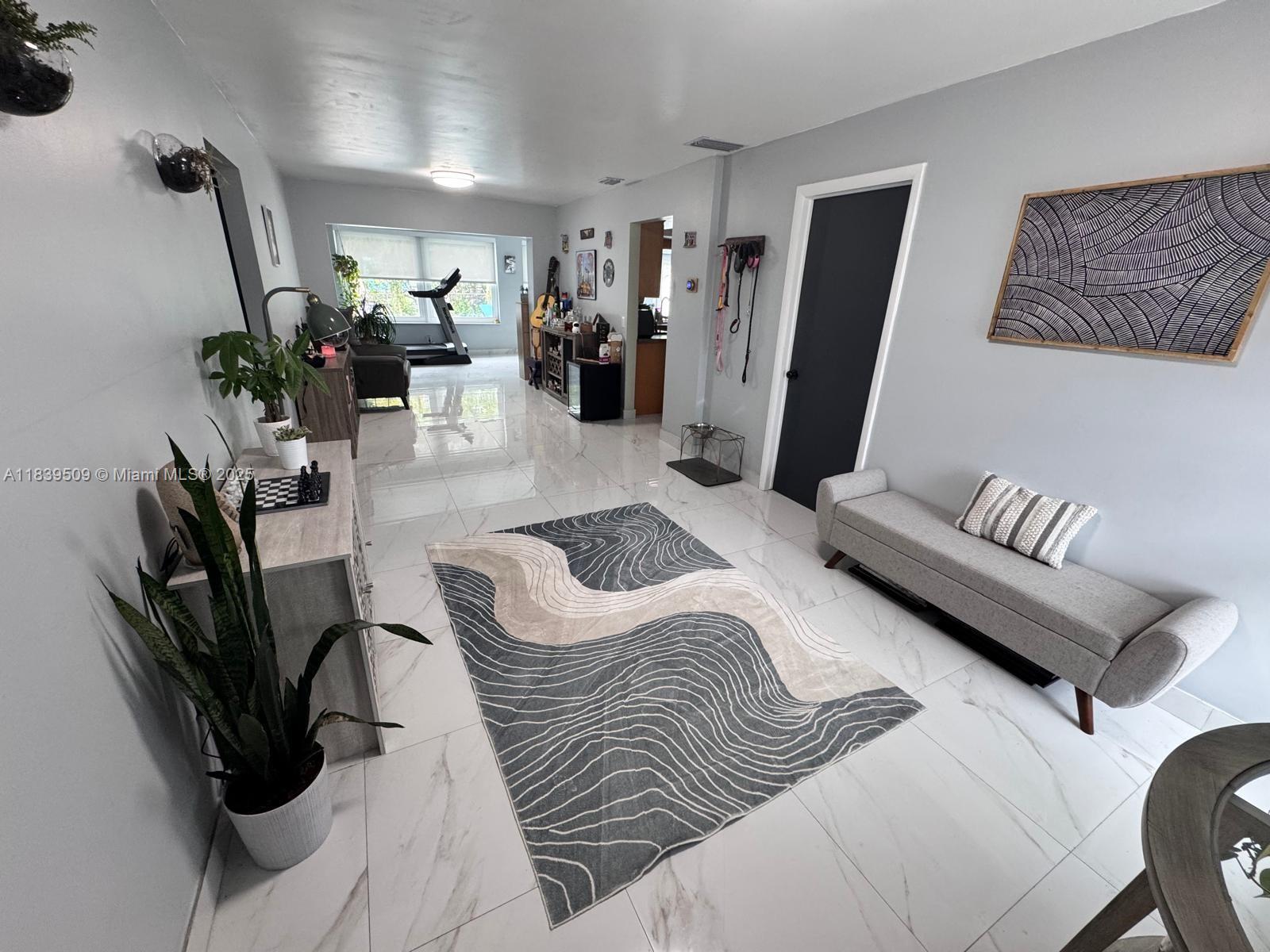 SUNRISE GOLF VILLAGE SEC - Residential