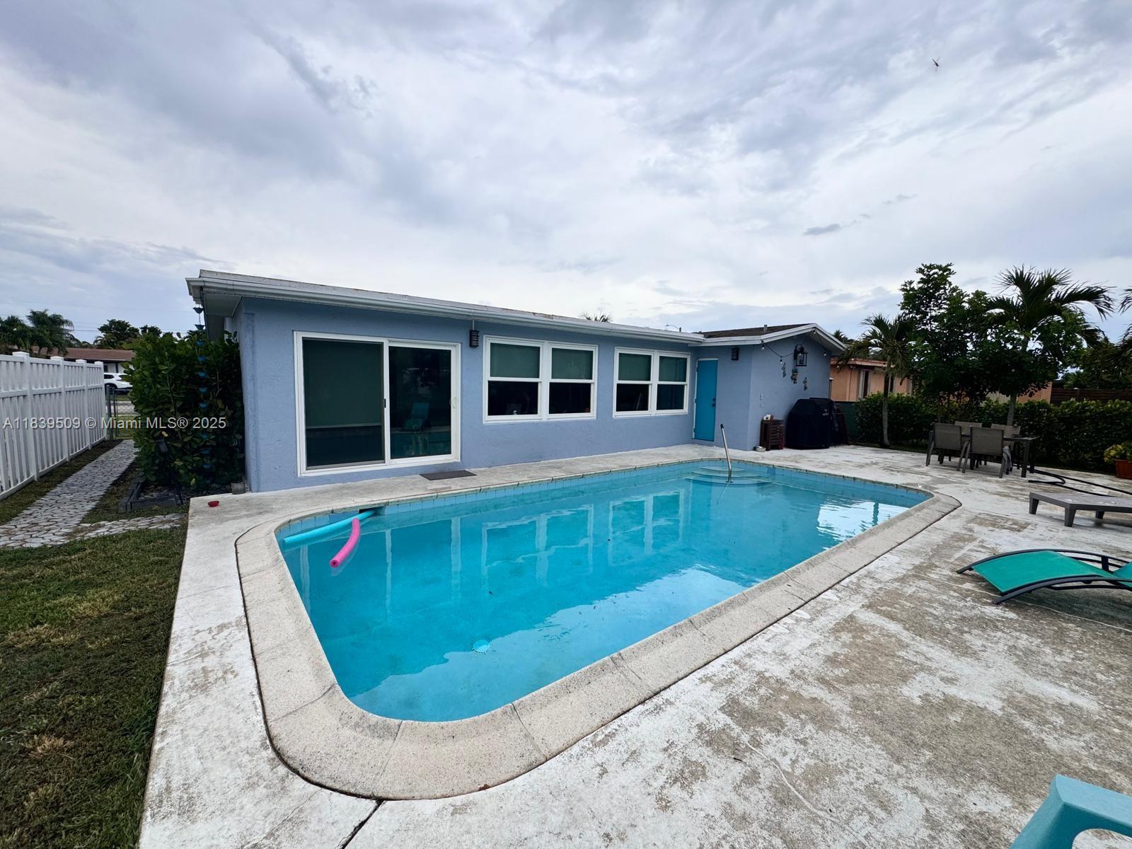 12350 NW 30th St