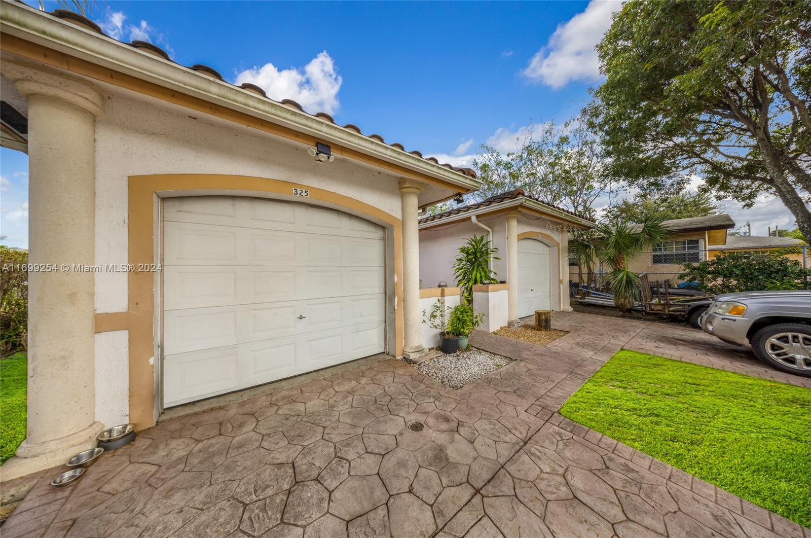 325 NW 6th Ct