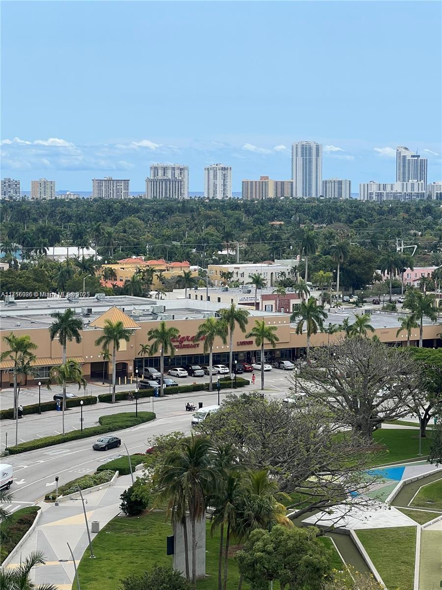 RADIUS CONDO - Residential