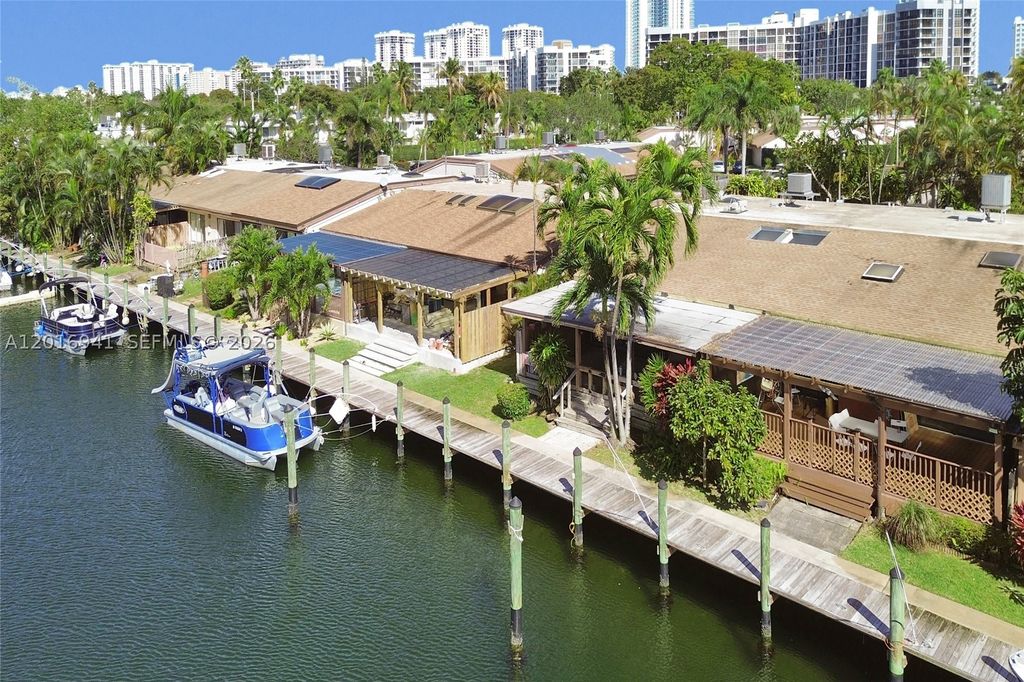 Photo of 2619 S Parkview Dr, Hallandale Beach, FL 33009 (MLS # A12016941)