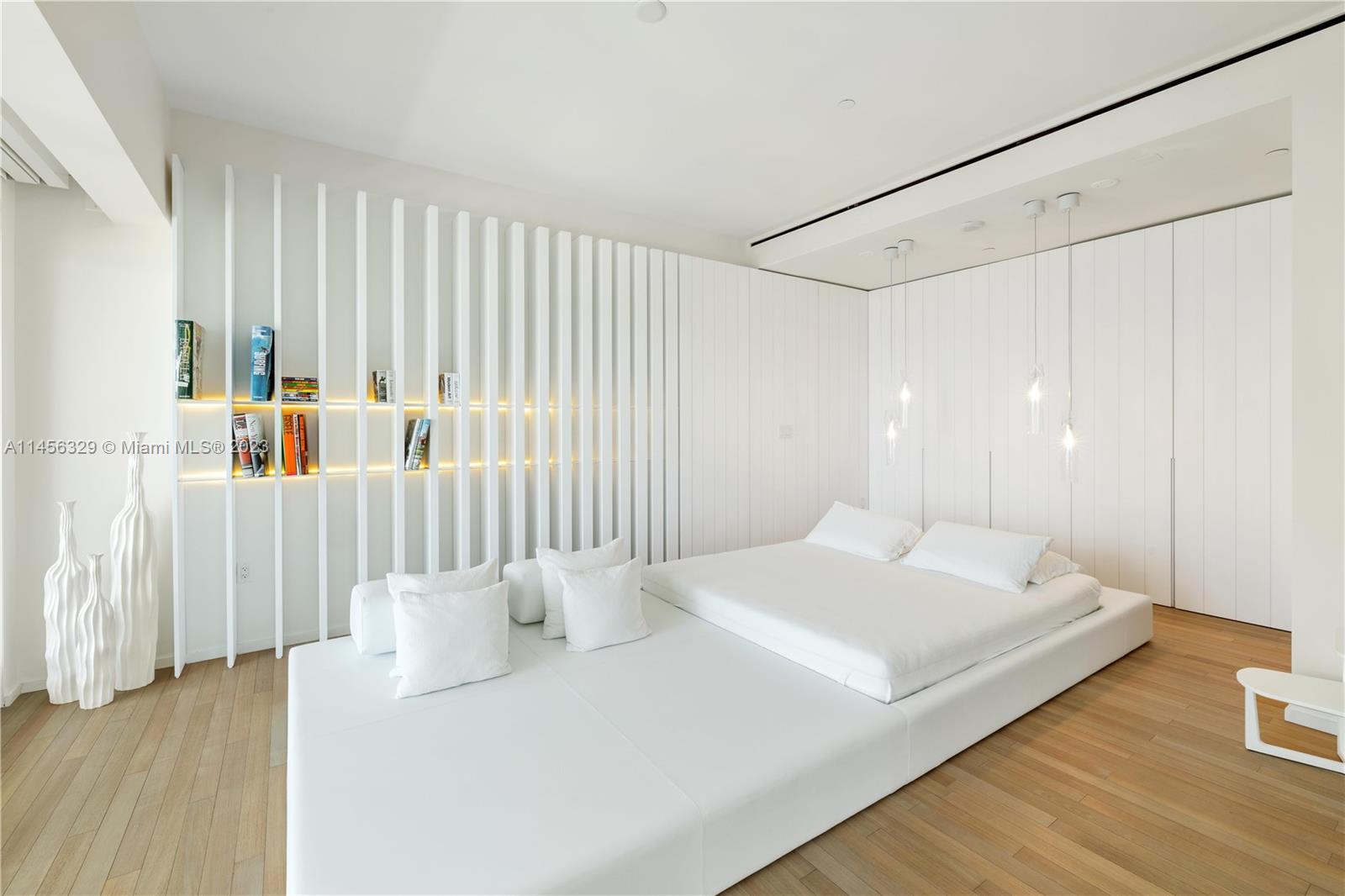 2901 COLLINS CONDO - Residential