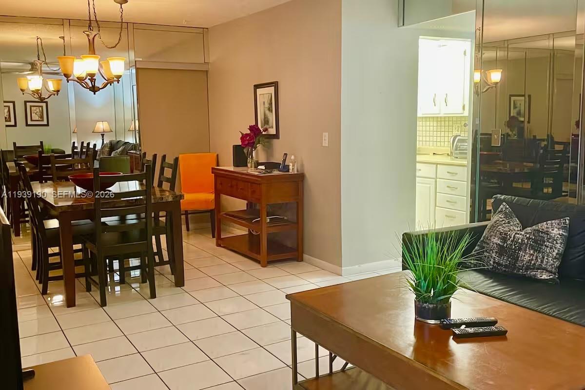 LE CARTIER CONDO - Residential