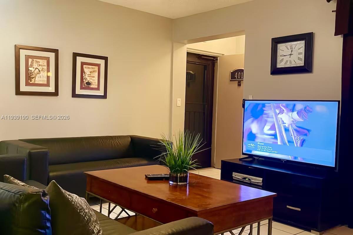 LE CARTIER CONDO - Residential