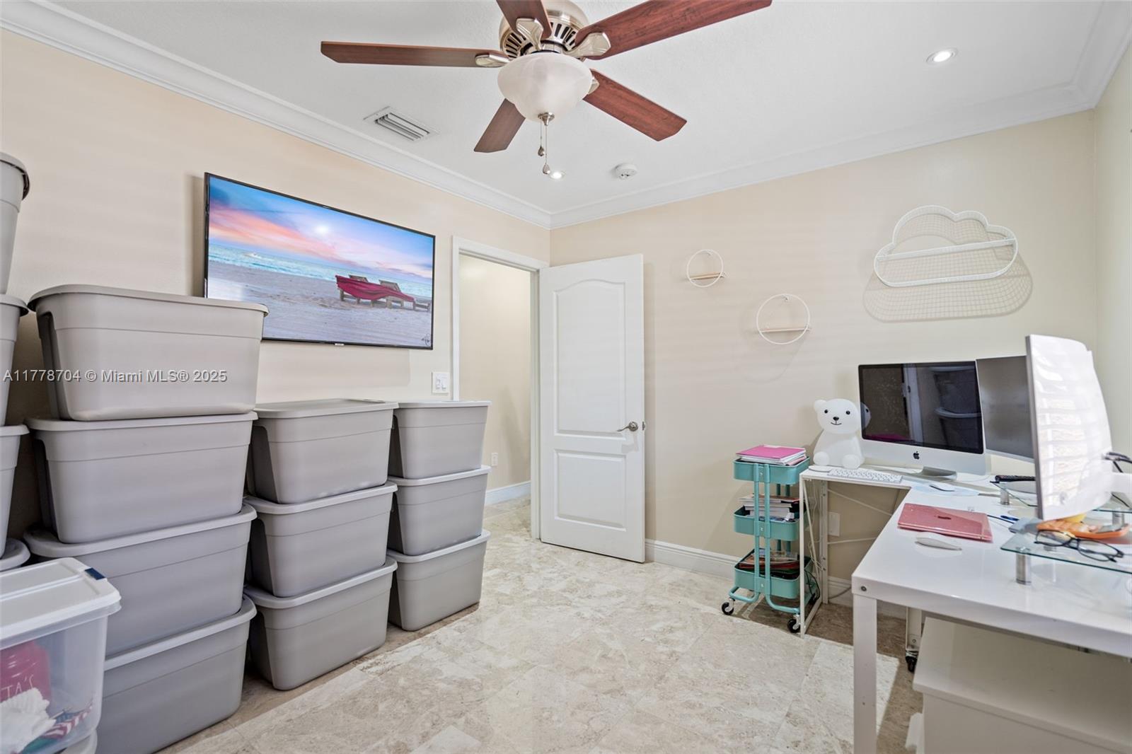 KAYLA S PLACE - Residential