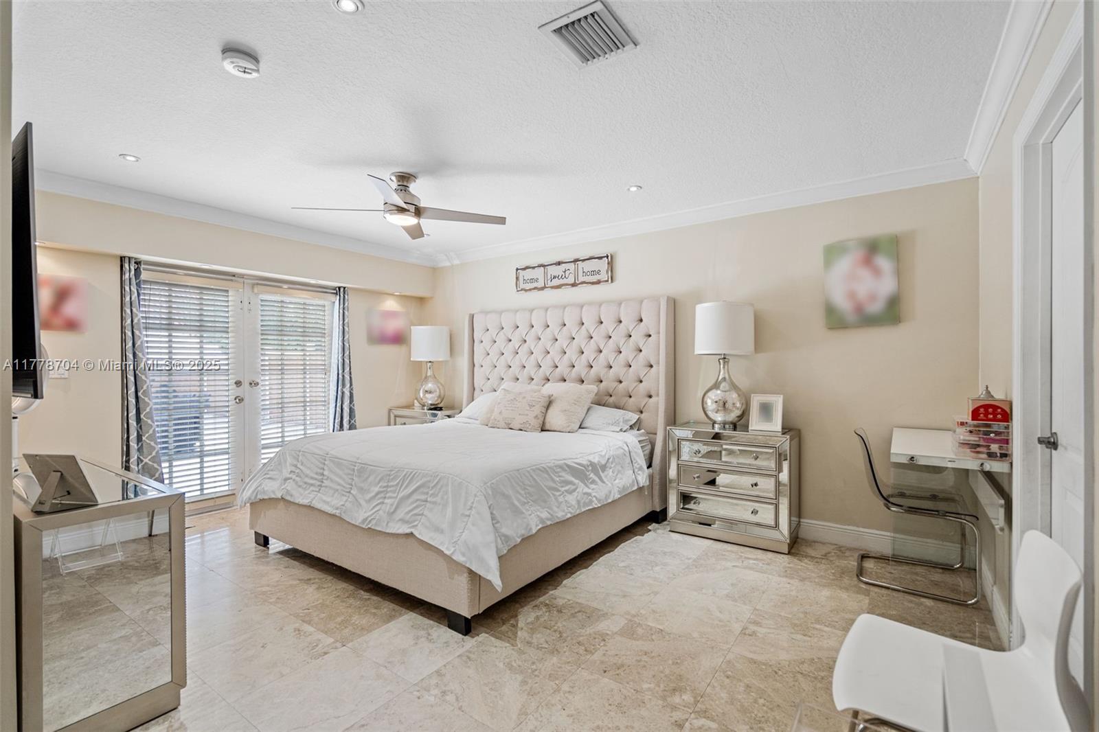 KAYLA S PLACE - Residential