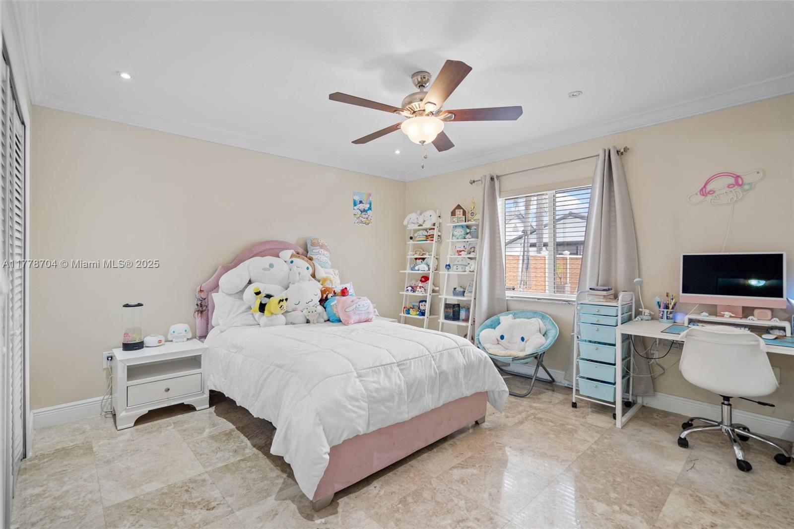 KAYLA S PLACE - Residential