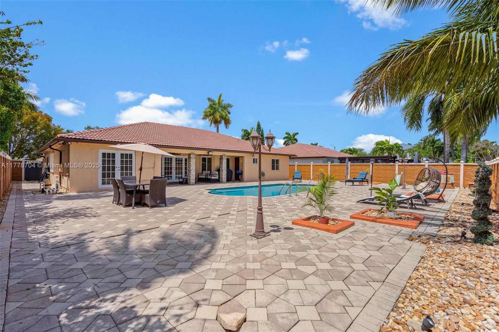 KAYLA S PLACE - Residential