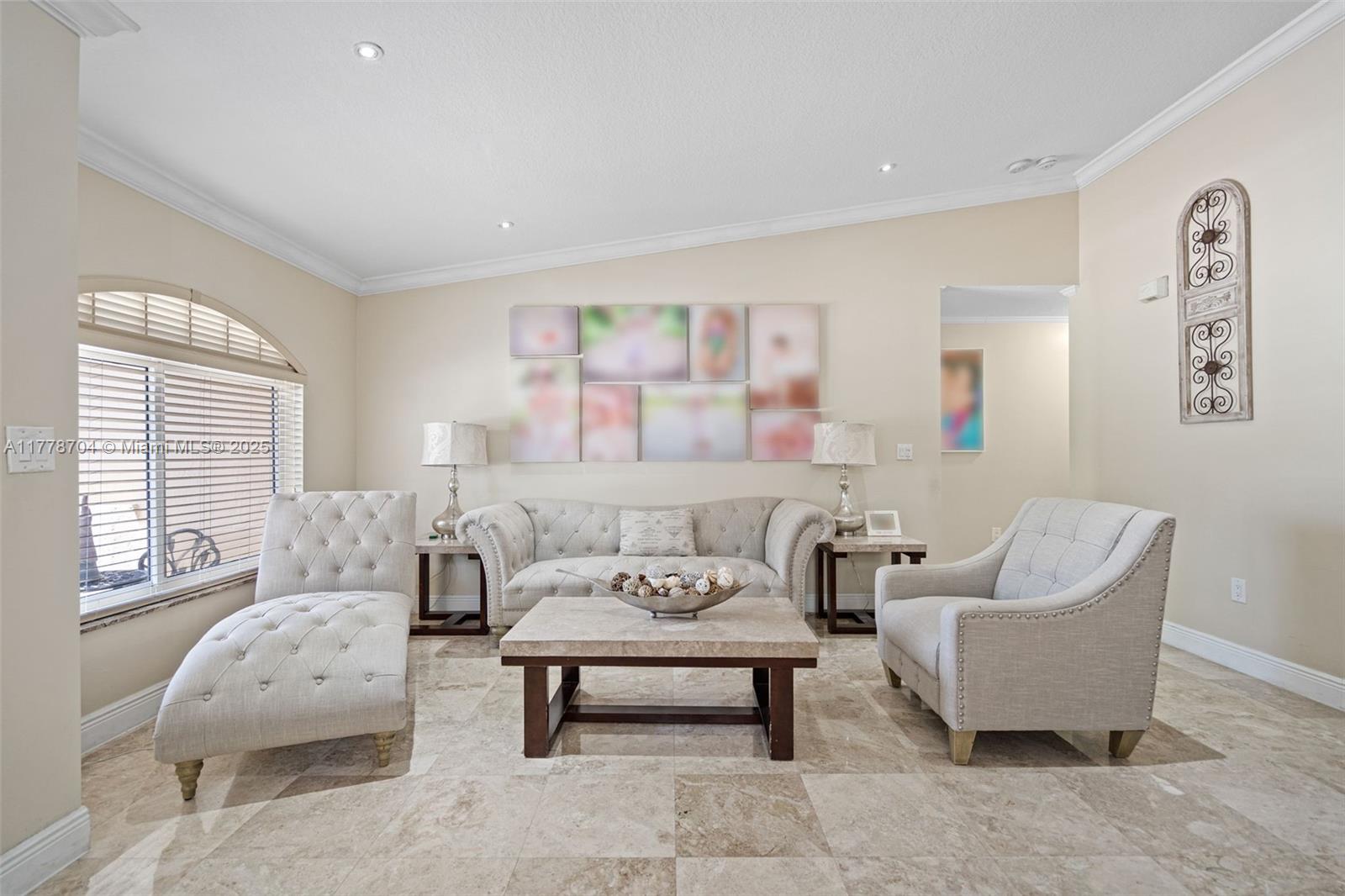 KAYLA S PLACE - Residential