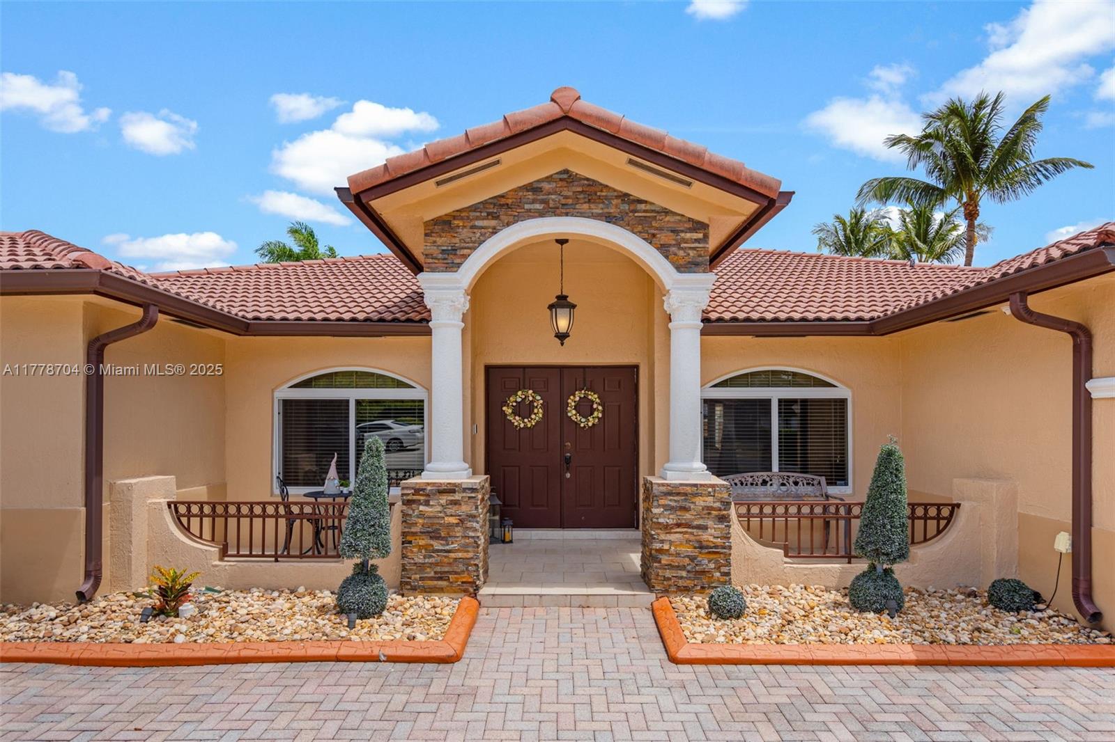 KAYLA S PLACE - Residential