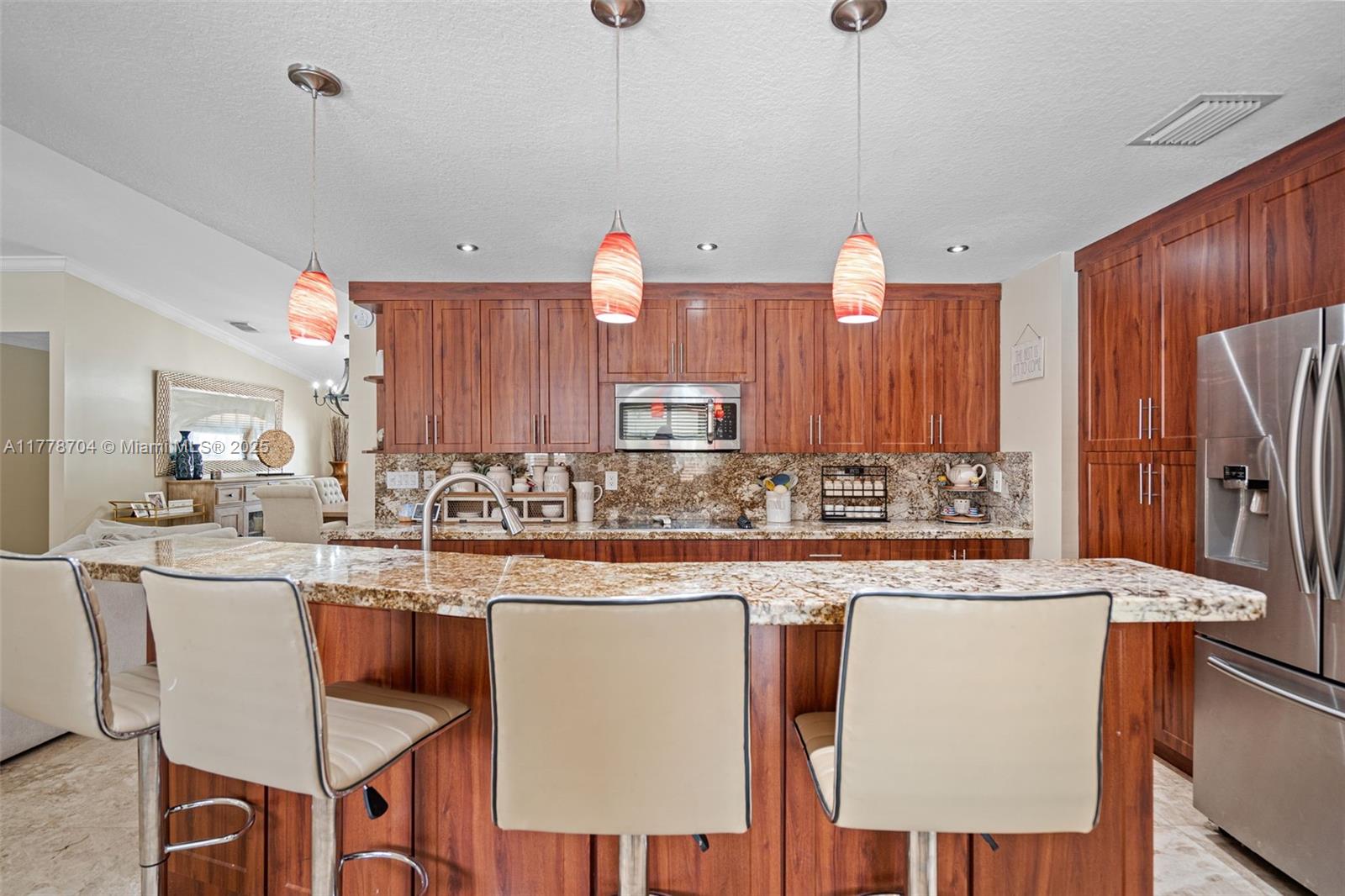 KAYLA S PLACE - Residential