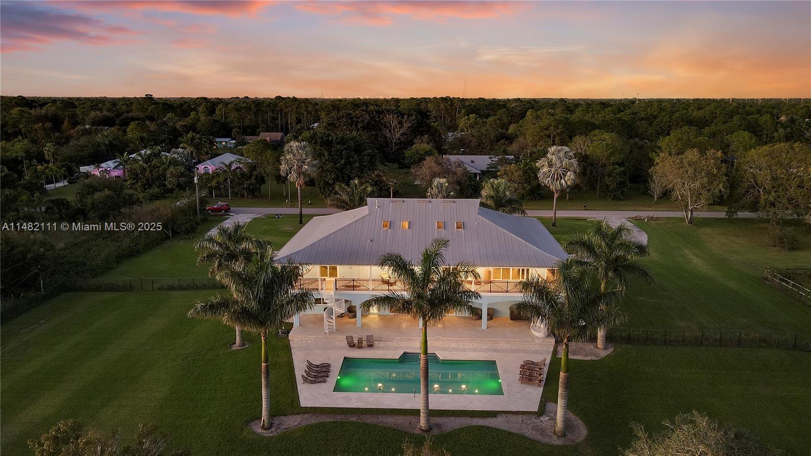 Property for Sale at 11555 Sw Meadowlark Cir, Stuart, Martin County, Florida - Bedrooms: 5 
Bathrooms: 4  - $1,595,000
