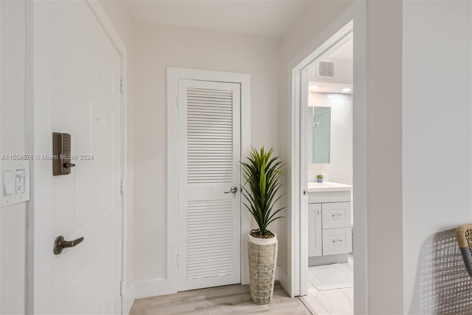 WAVE CONDO - Residential Lease
