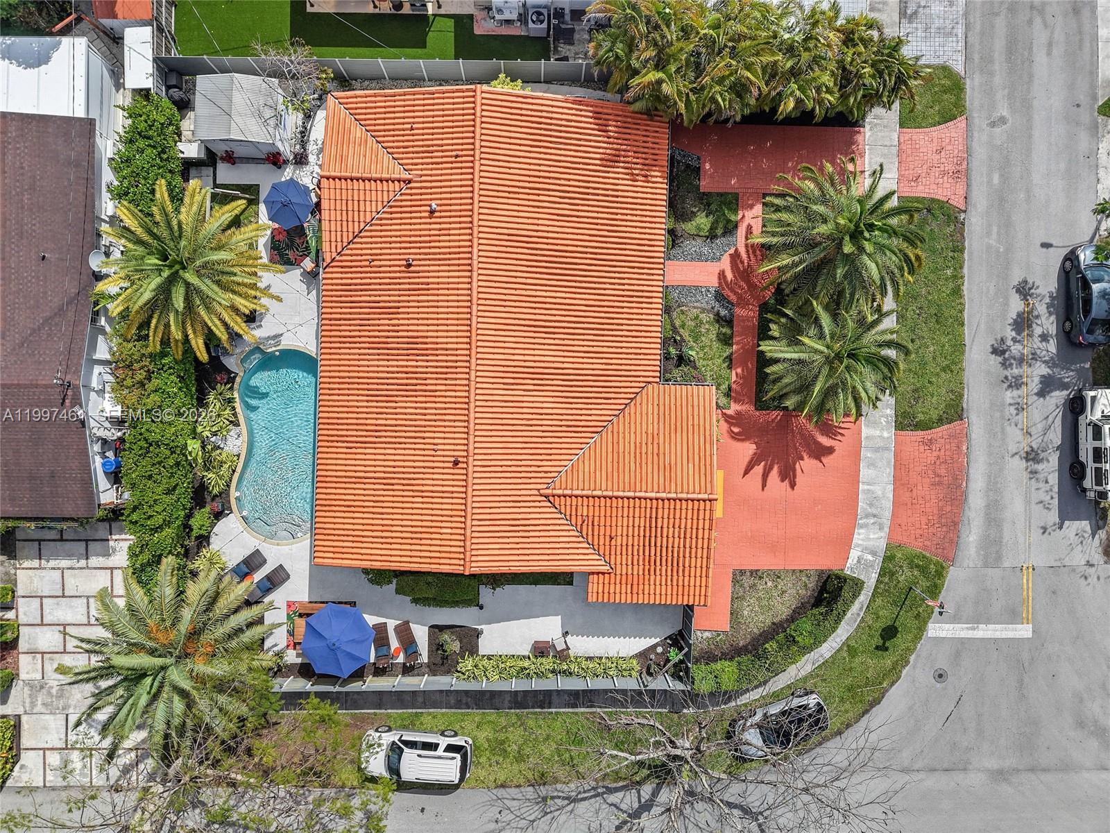 DARLINGTON MANOR - Residential