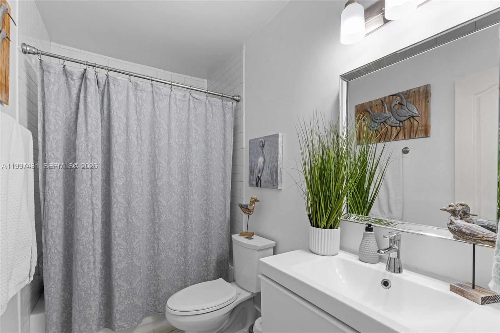 DARLINGTON MANOR - Residential