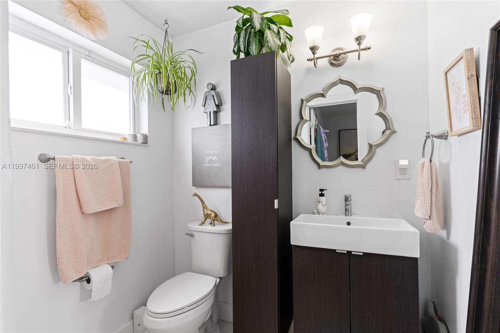 DARLINGTON MANOR - Residential