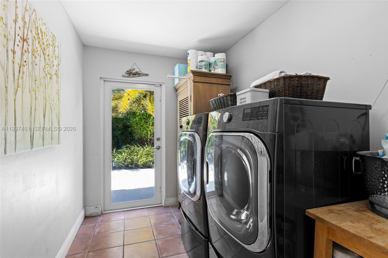 DARLINGTON MANOR - Residential