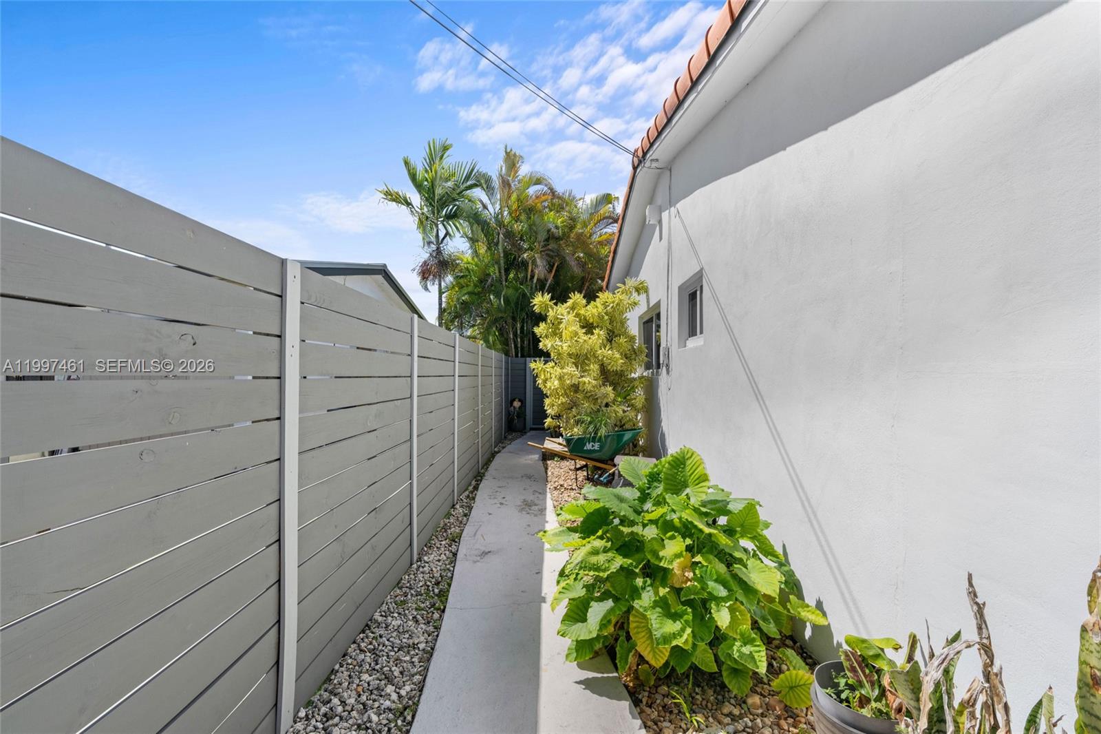 DARLINGTON MANOR - Residential