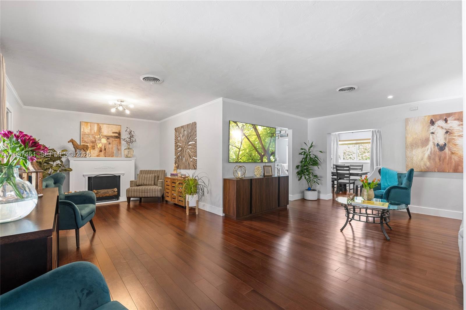 DARLINGTON MANOR - Residential