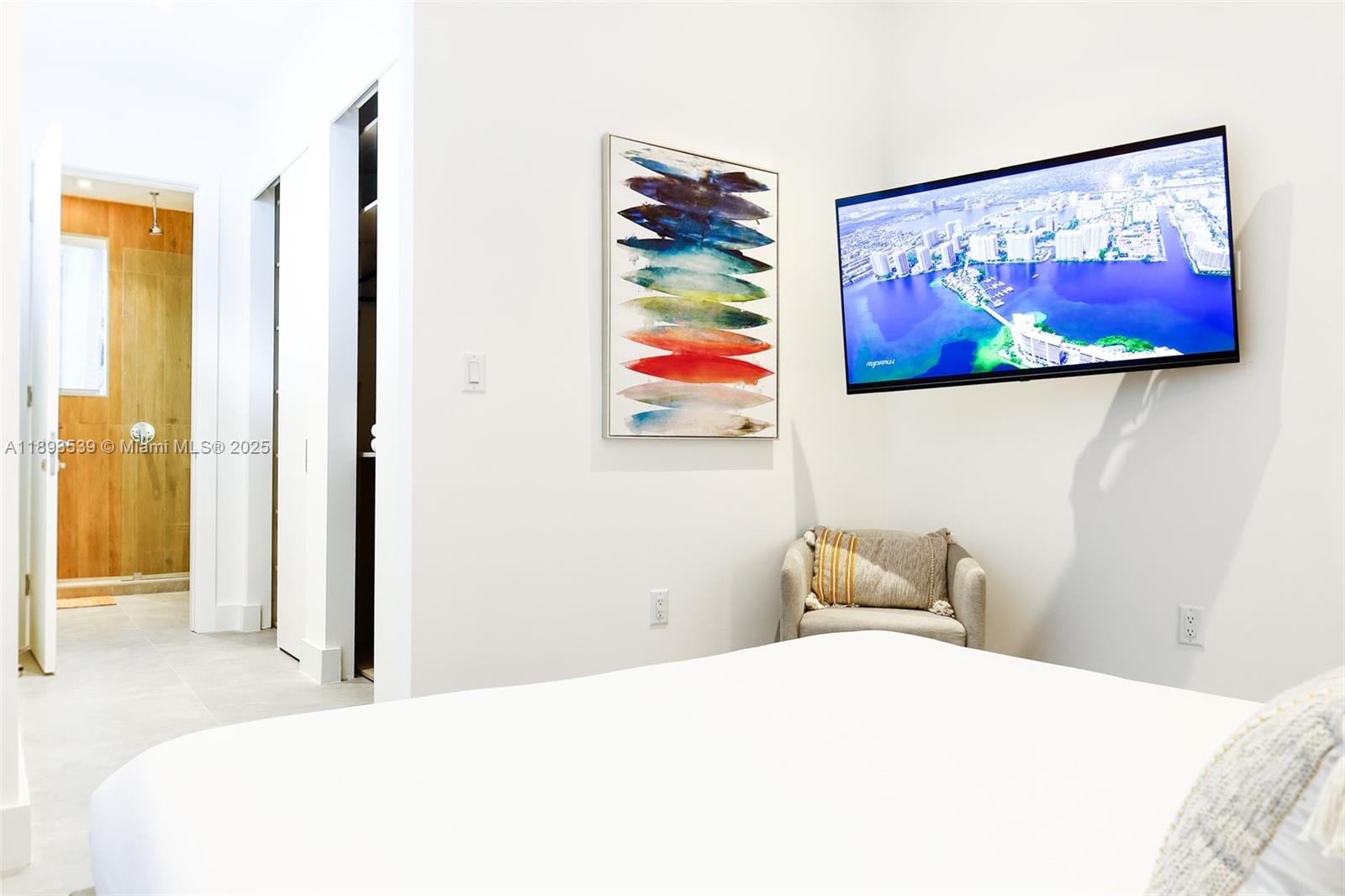 INDIANA GROVE CONDO - Residential Lease
