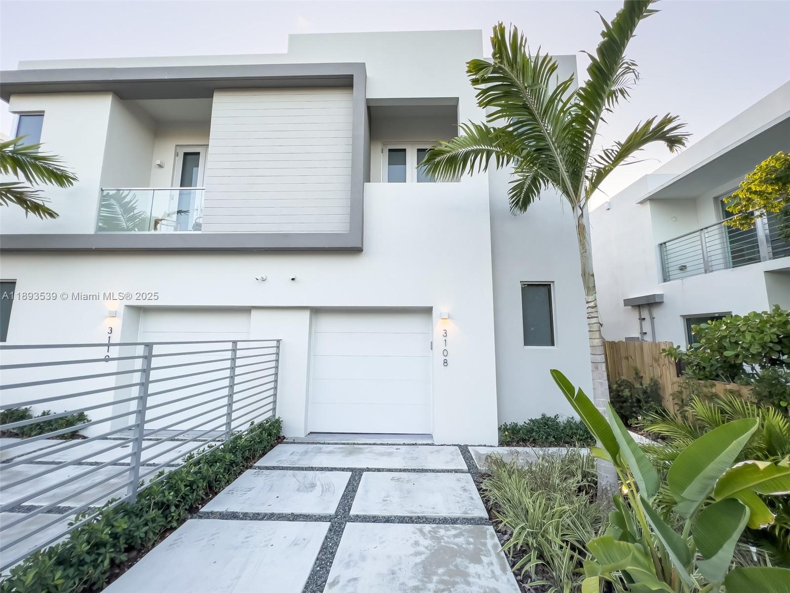 INDIANA GROVE CONDO - Residential Lease