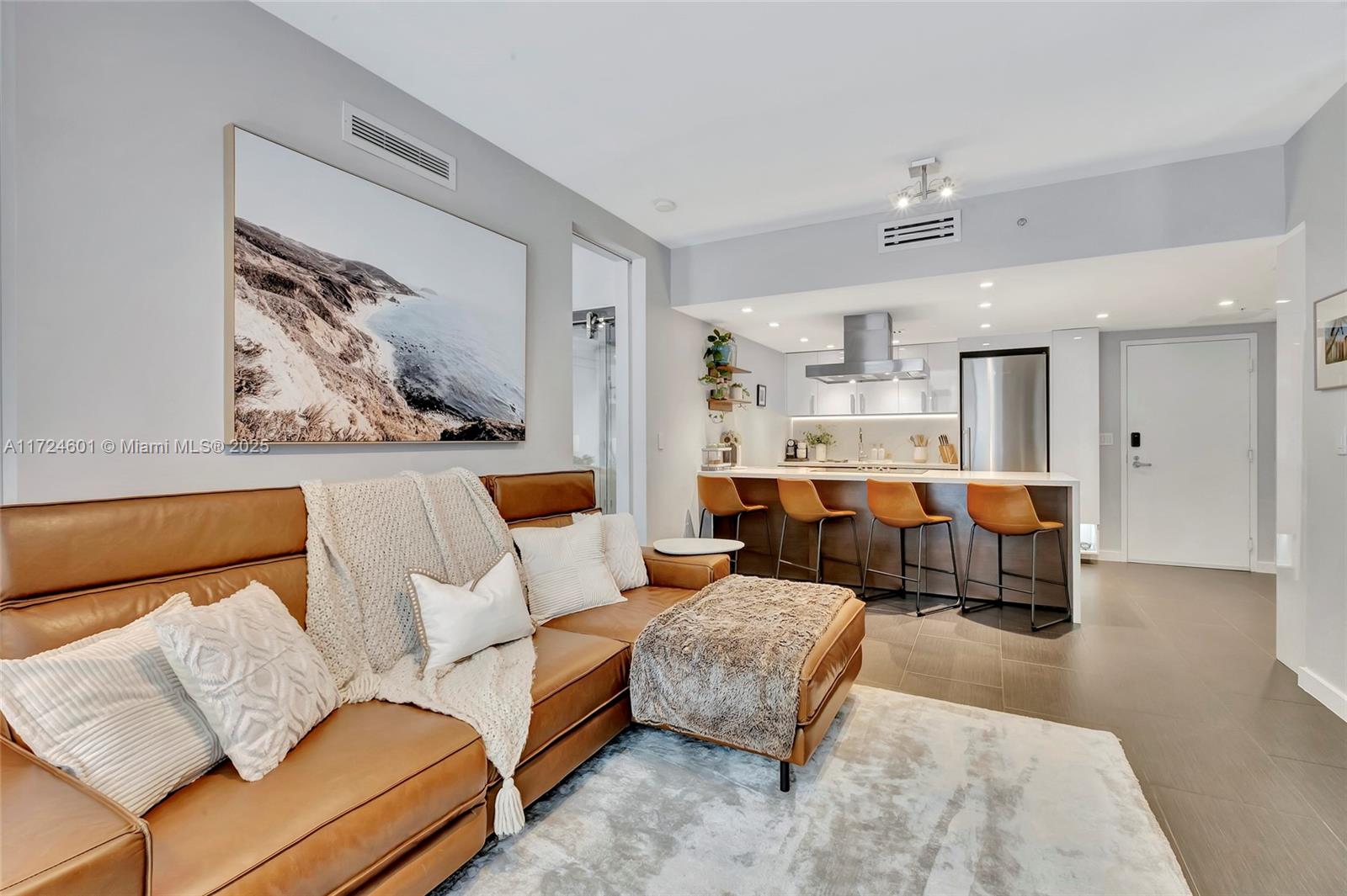 IOS ON THE BAY CONDO - Residential