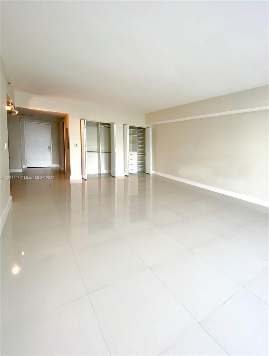 ICONBRICKELL CONDO NO 1 - Residential Lease