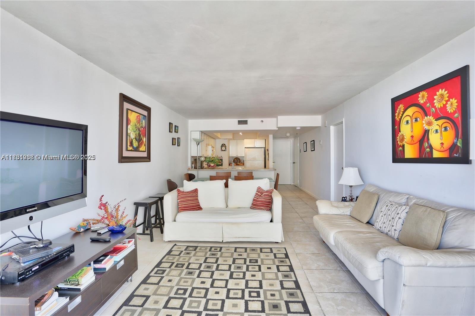 555 NE 15th St 10G