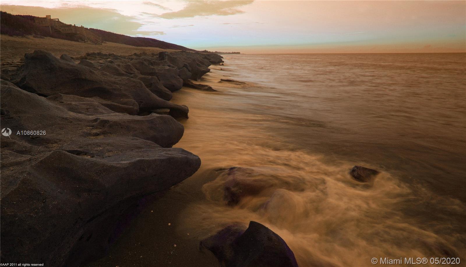 JUPITER ISLAND - Residential