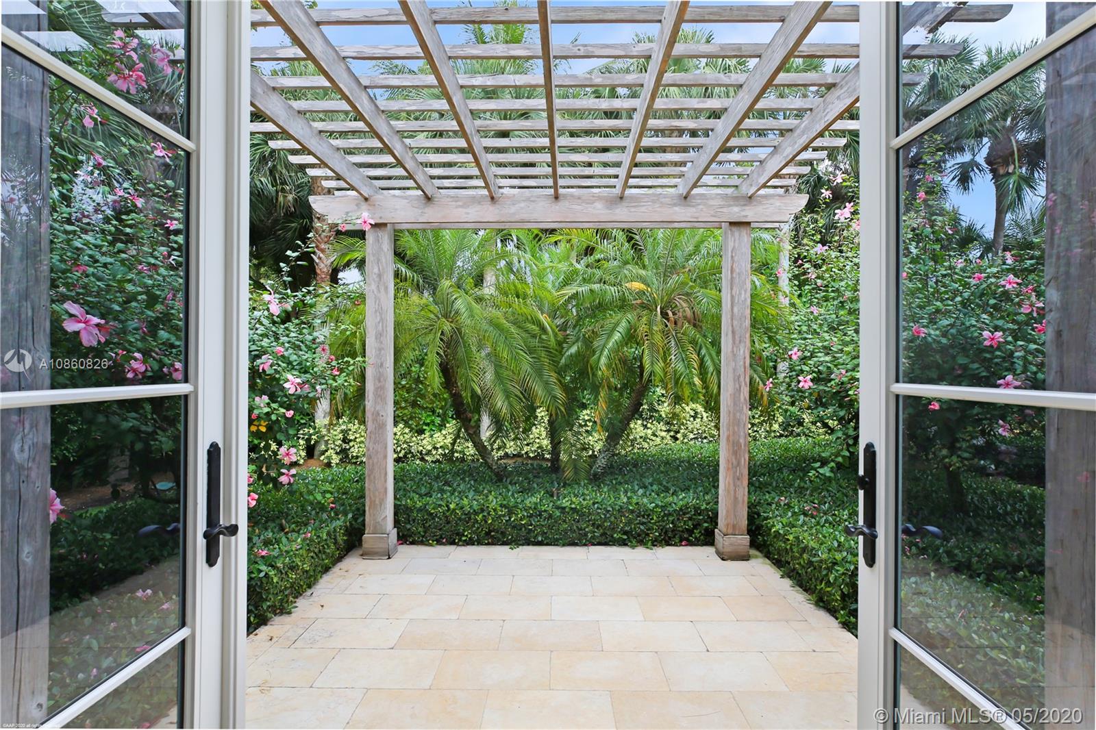 JUPITER ISLAND - Residential