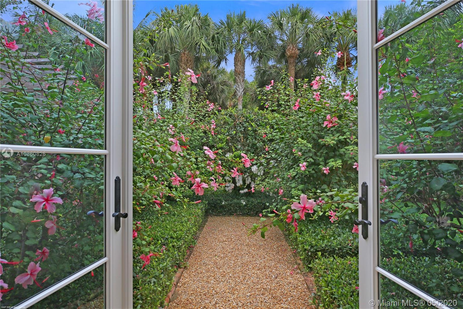 JUPITER ISLAND - Residential