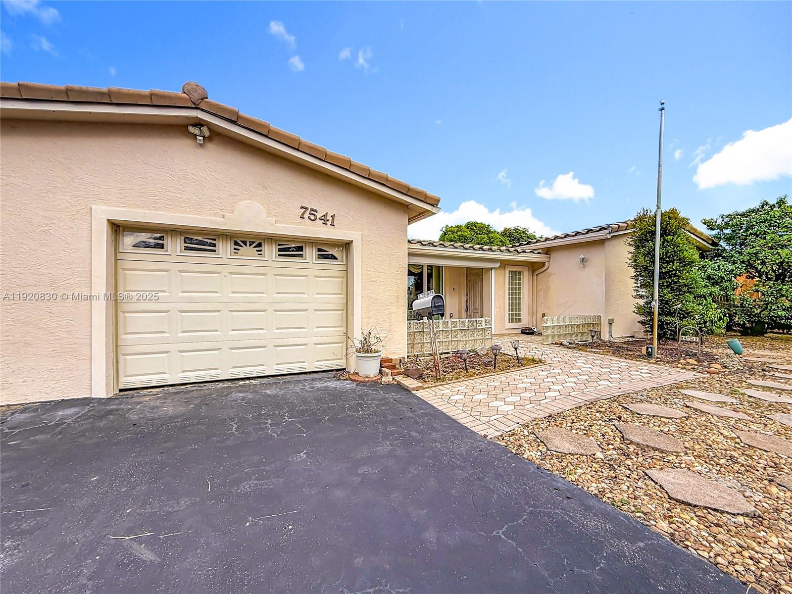 MIRAMAR PARK THIRD ADD - Residential