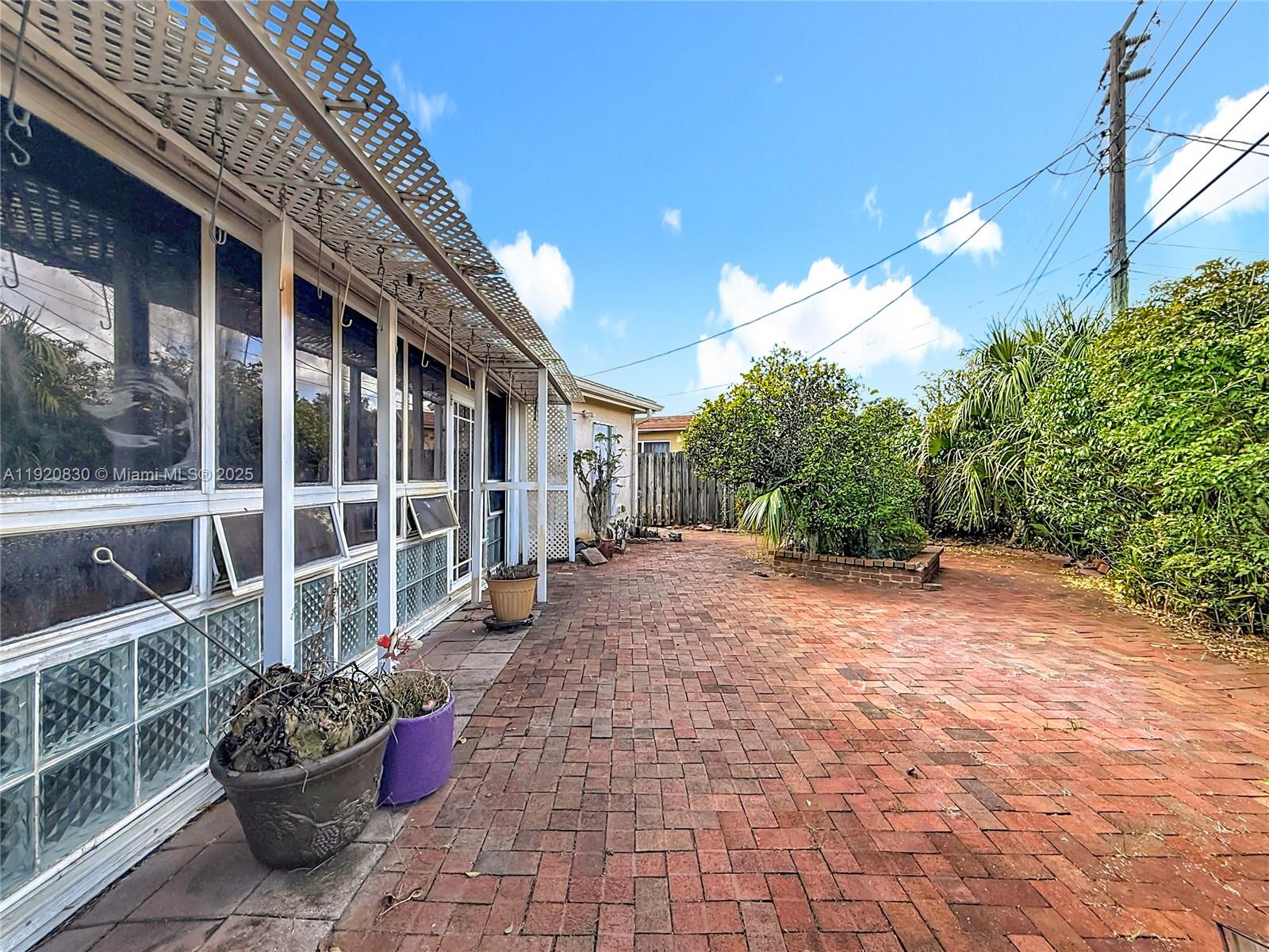 MIRAMAR PARK THIRD ADD - Residential