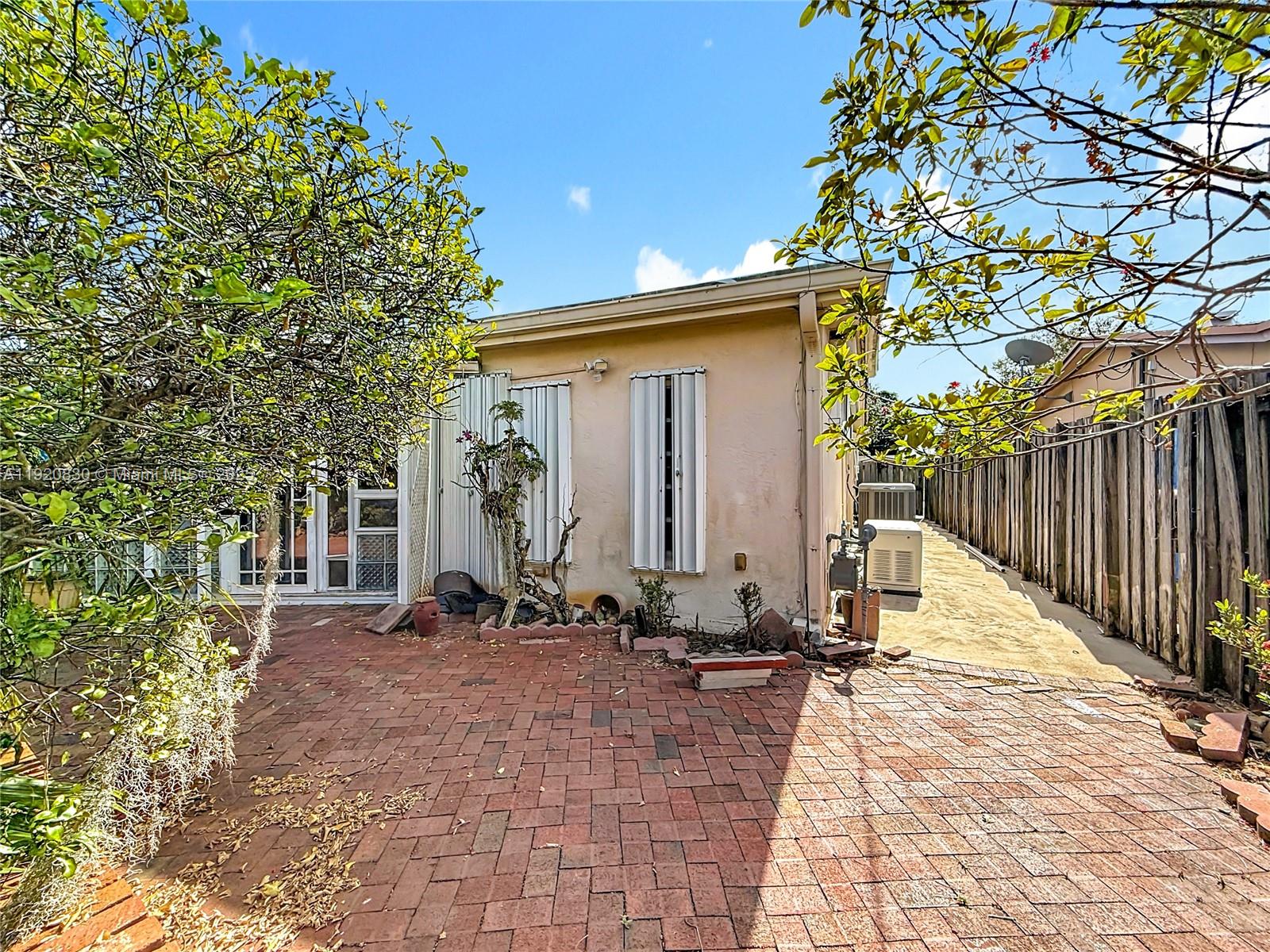 MIRAMAR PARK THIRD ADD - Residential