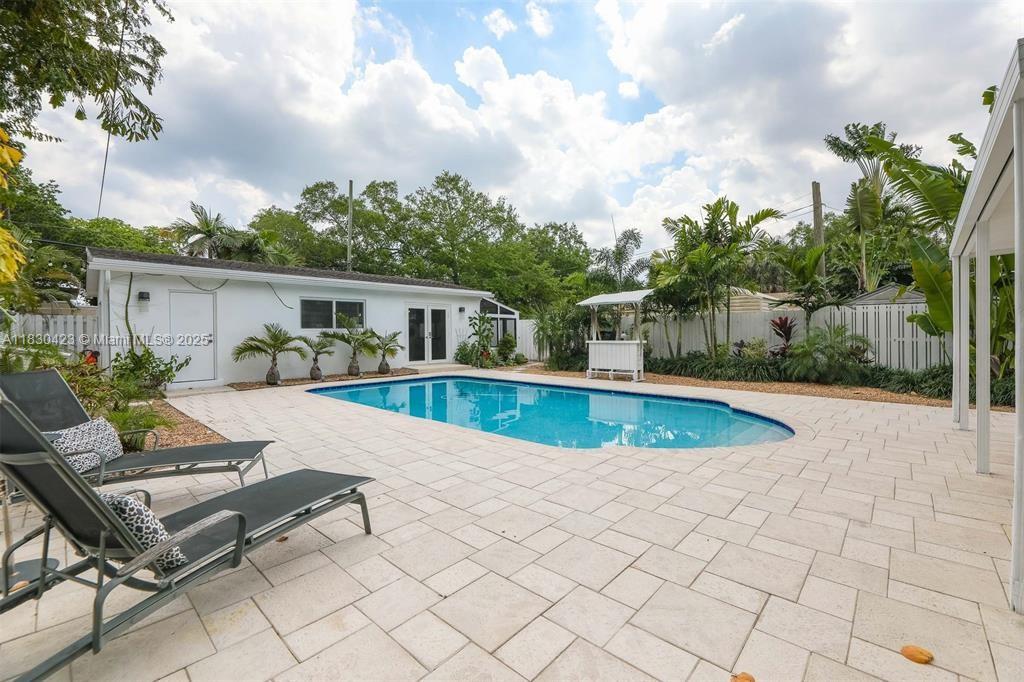 FT LAUDERDALE B-40 - Residential Lease
