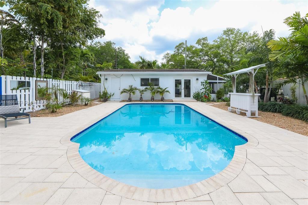 FT LAUDERDALE B-40 - Residential Lease