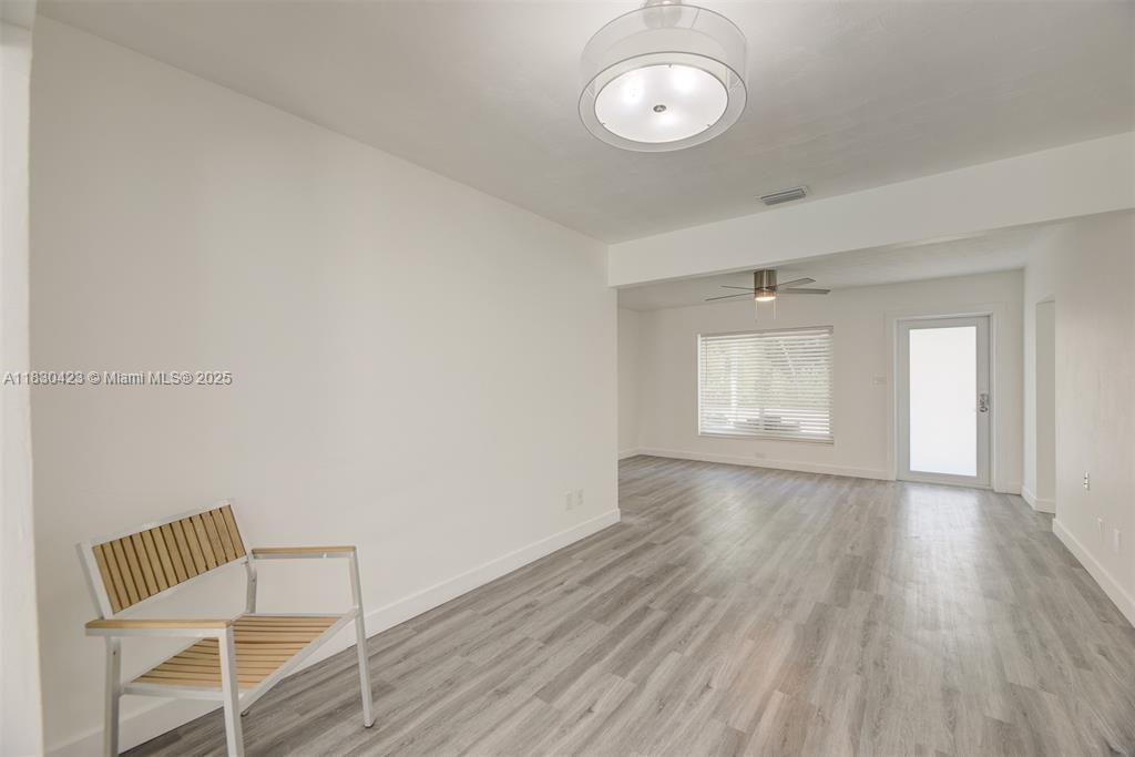 FT LAUDERDALE B-40 - Residential Lease