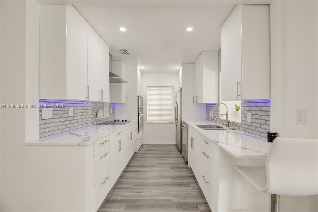 FT LAUDERDALE B-40 - Residential Lease