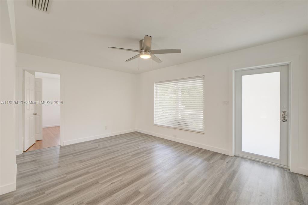 638 SW 5th Ave