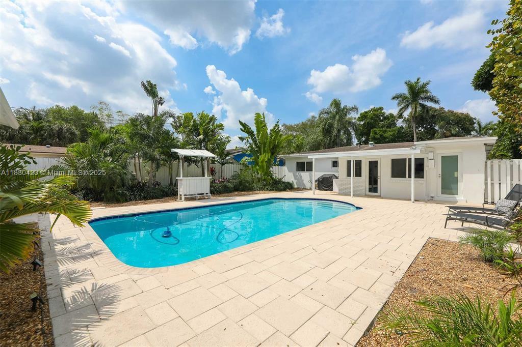 FT LAUDERDALE B-40 - Residential Lease