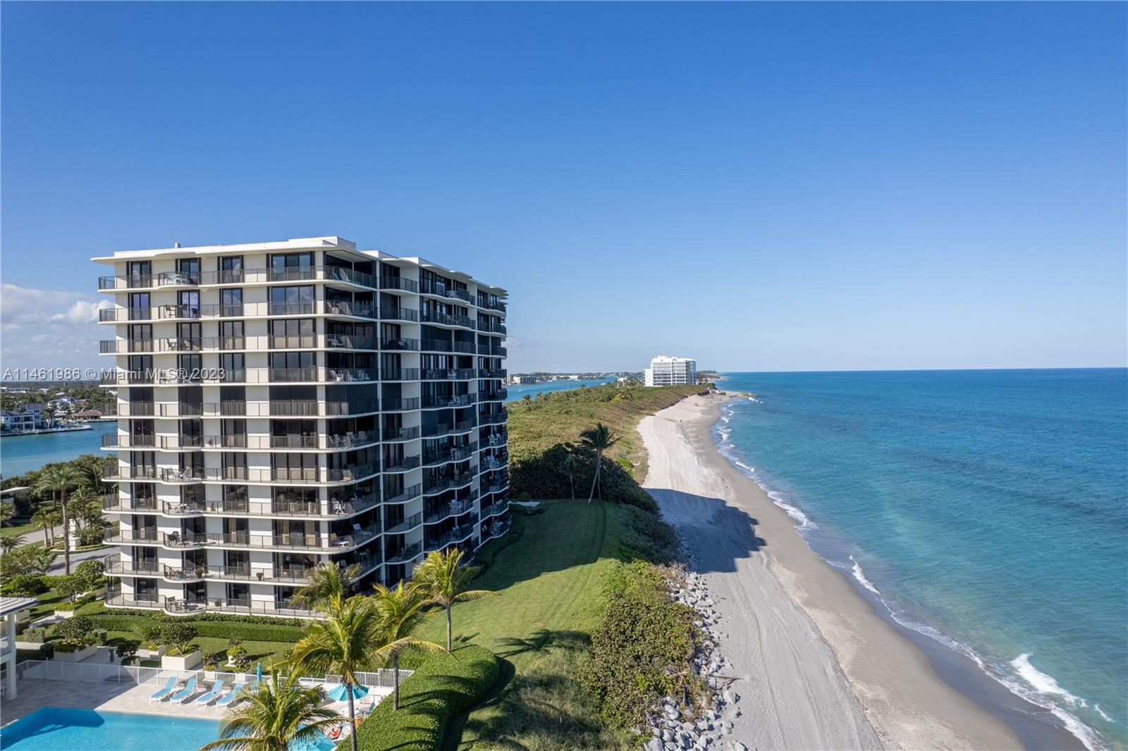 TEQUESTA TOWERS CONDO - Residential