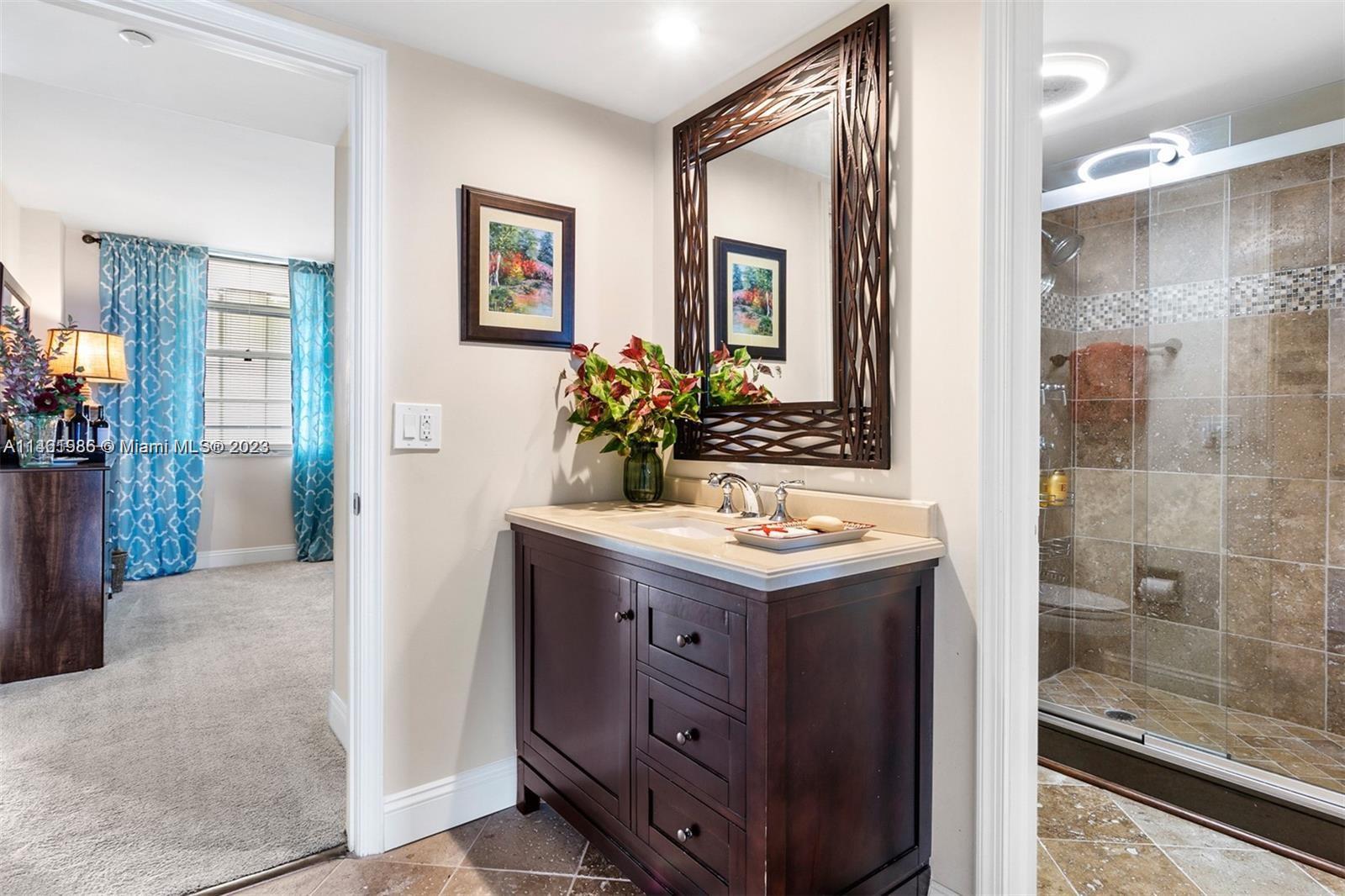 TEQUESTA TOWERS CONDO - Residential