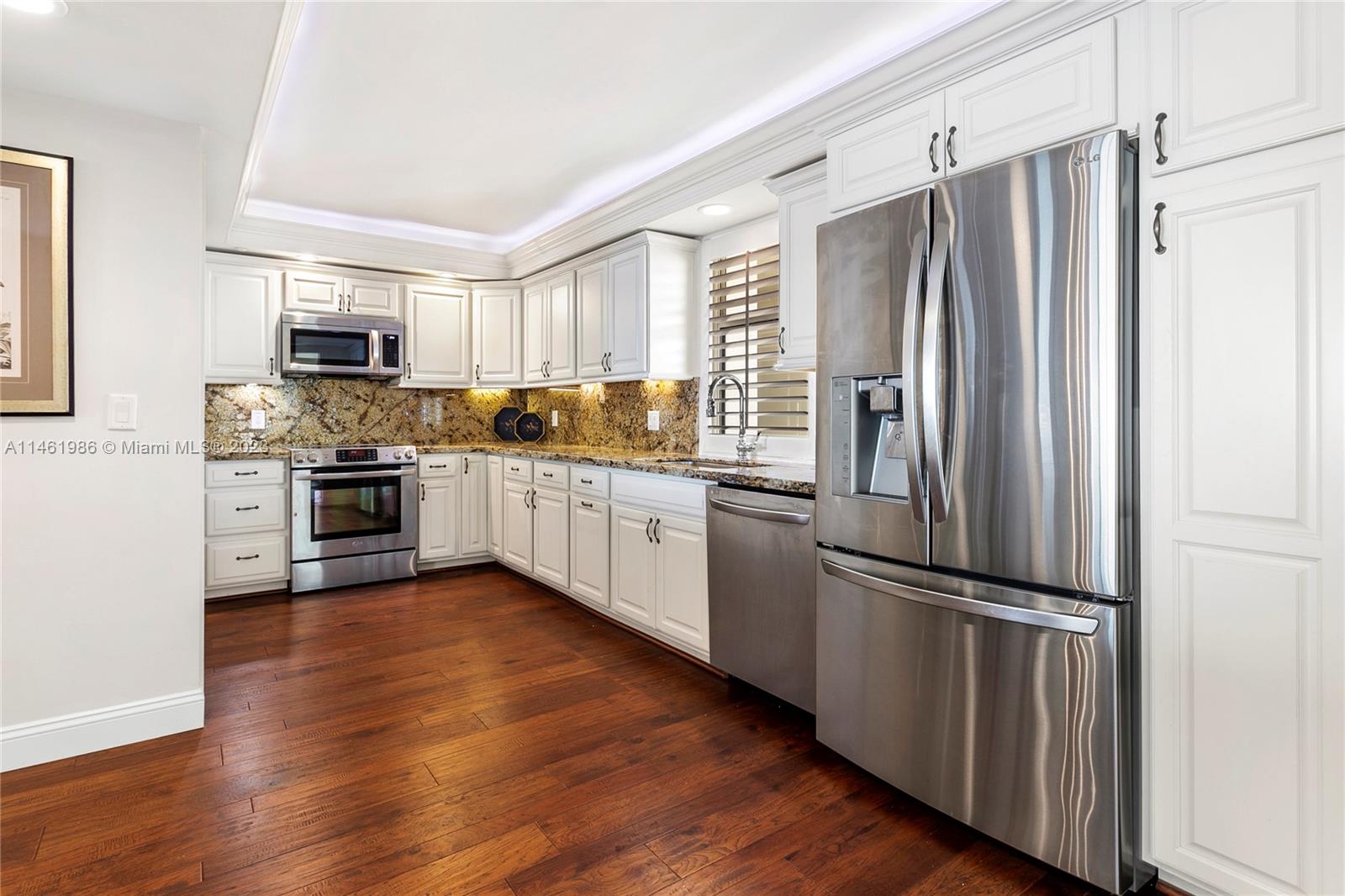 TEQUESTA TOWERS CONDO - Residential