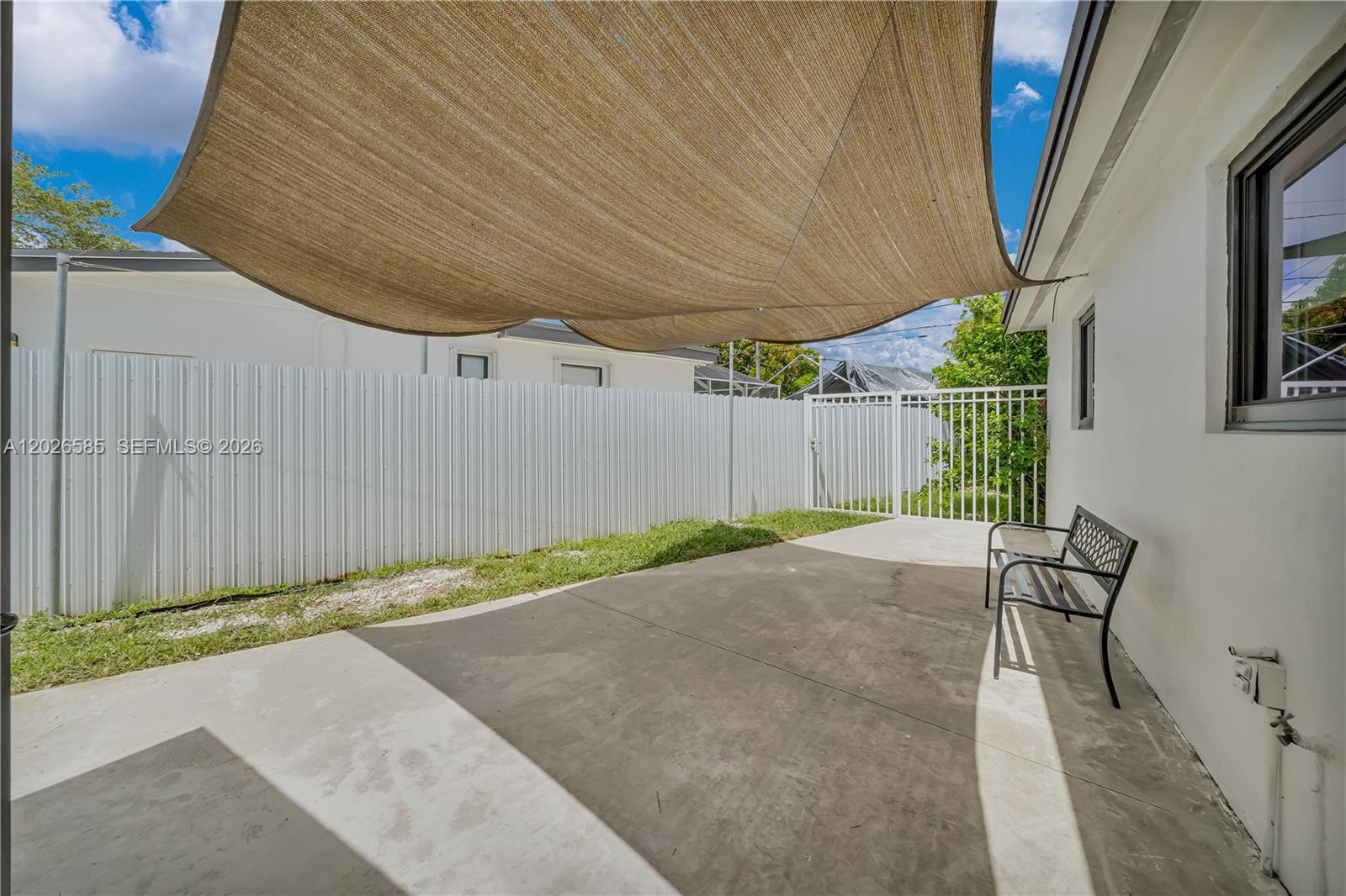 PINE TREE MANOR SEC 2 - Residential