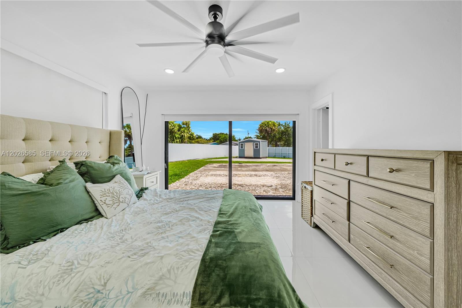 PINE TREE MANOR SEC 2 - Residential
