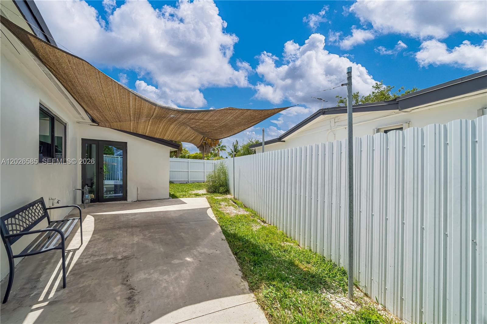 PINE TREE MANOR SEC 2 - Residential