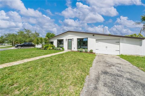 Tiny photo for 9265 Martinique Dr, Cutler Bay, FL 33189 (MLS # A12026585)